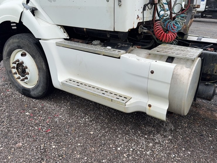 1997-ford-tractor-image-13