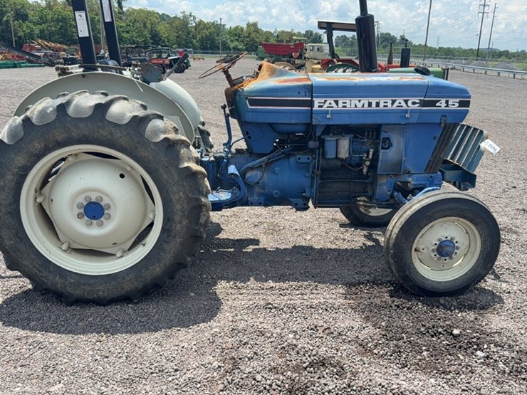 farmtrac-45-image-5