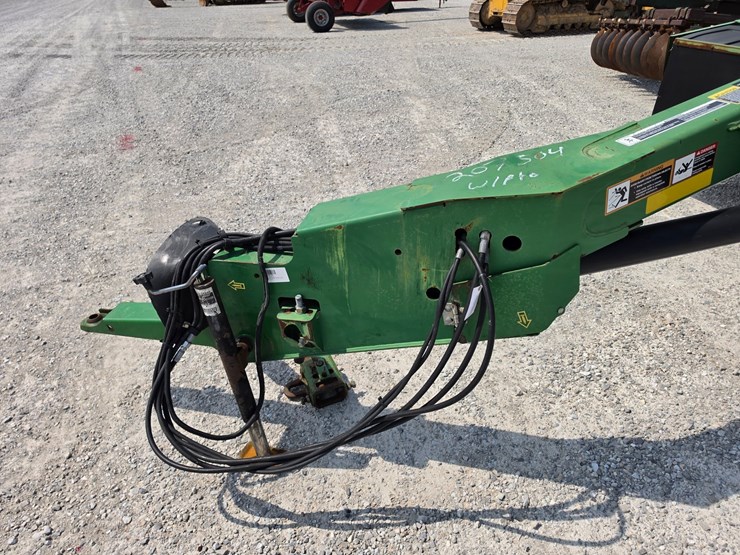 2009-john-deere-630-image-13