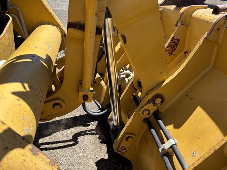 2007-caterpillar-420e-image-14