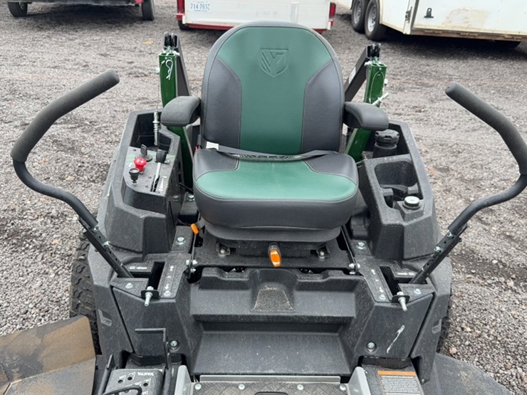 #3088-•-yakta-yxr-410-zero-turn-mower-image-6