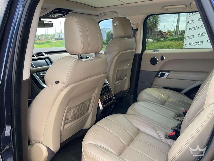 2016-land-rover-range-rover-image-22