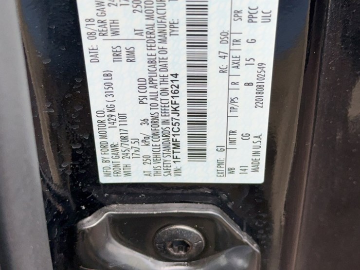 2018-ford-f150-image-17