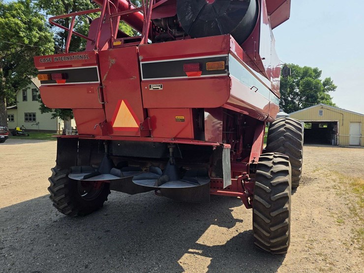 1994-case-ih-1688-image-44