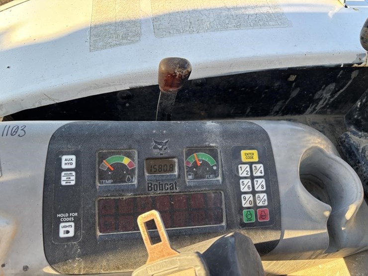 2004-bobcat-331g-image-34