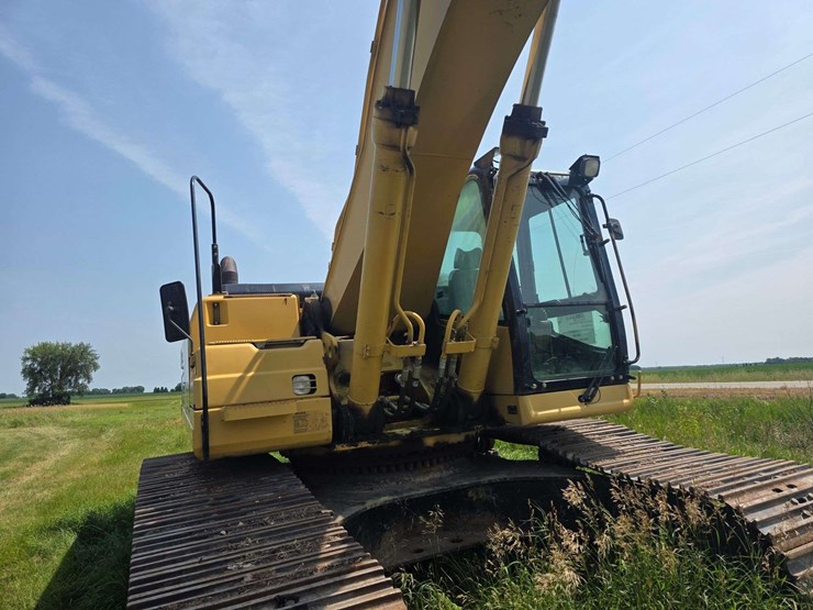 2002-caterpillar-345b-image-16
