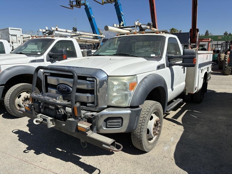 2012-ford-f450-image-1
