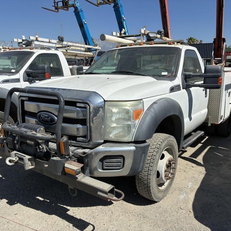 2012 FORD F450