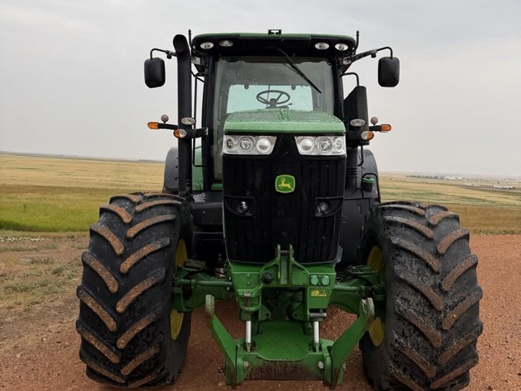 2012-john-deere-7230r-image-2