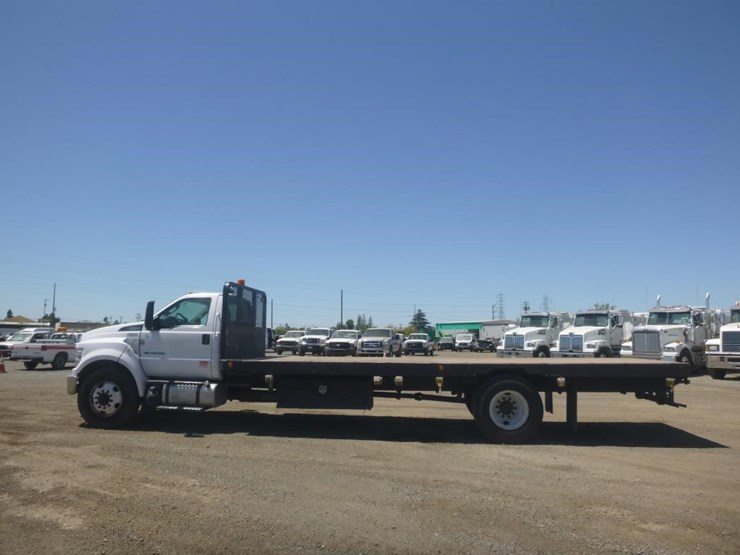 2017-ford-f650-image-5