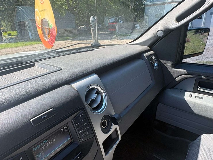 2013-ford-f150-xlt-image-27