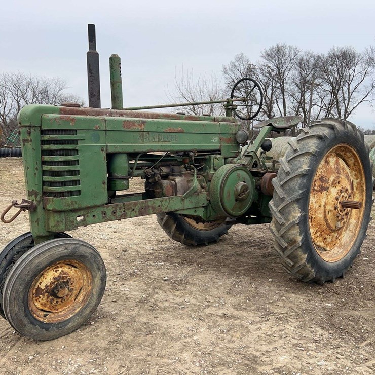 JOHN DEERE MODEL B