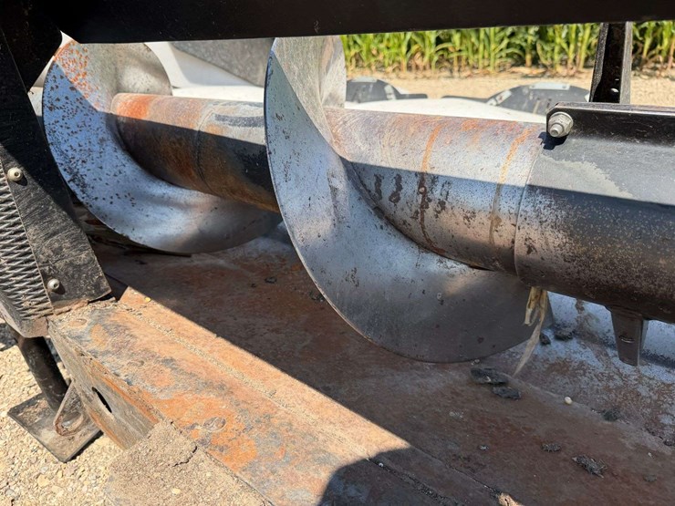 2006-john-deere-9500-image-18