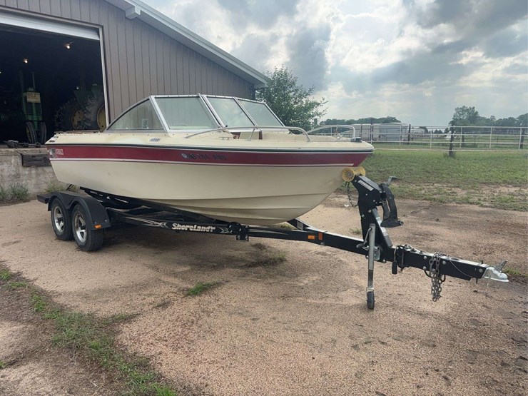 18’-cobalt-boat-and-trailer-image-4