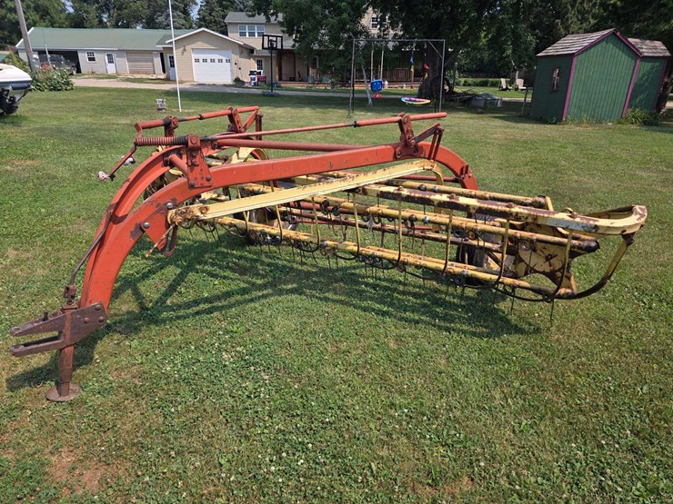 new-holland-256-image-1