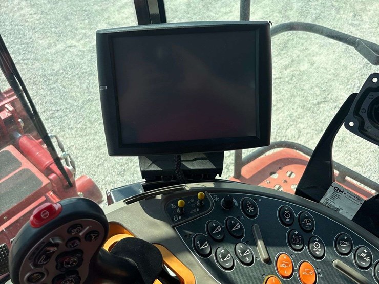 2020-case-ih-8250-image-38