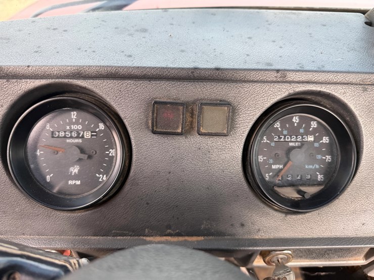 1993-mack-rd690s-image-18