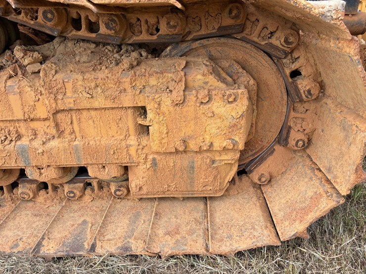 caterpillar-d6k2-lgp-image-8