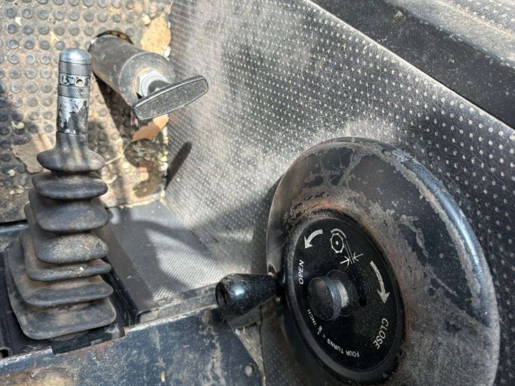 john-deere-6620-image-36