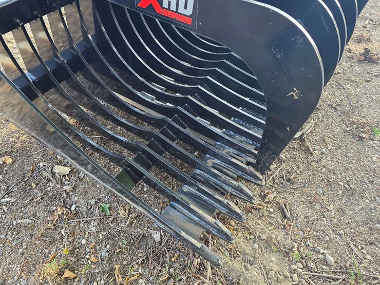 rock-solid-xhd-series-84”-heavy-duty-rock-bucket,-weights-1,700lbs,-made-from-½”-ar500-steel,-made-f-image-3