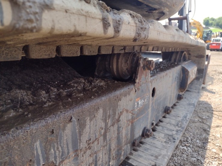 bobcat-e63-image-38