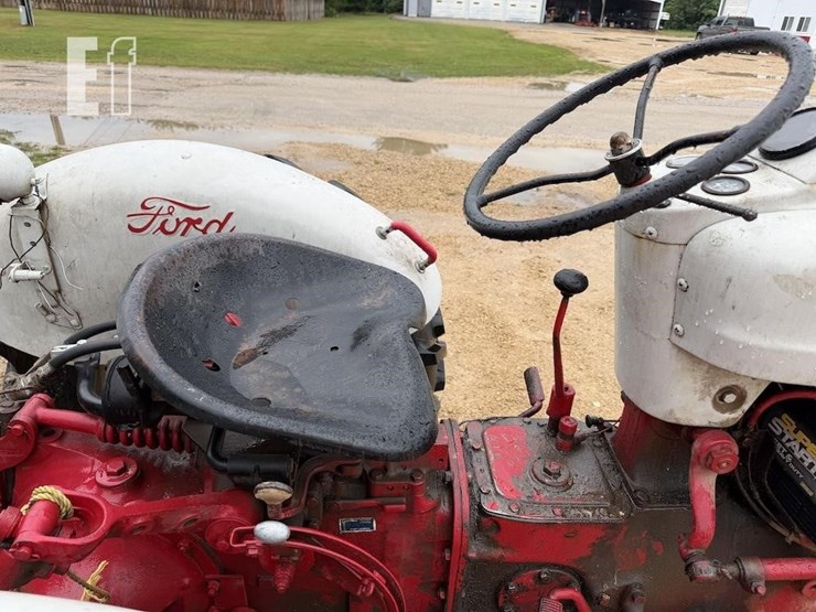 ford-960-image-10