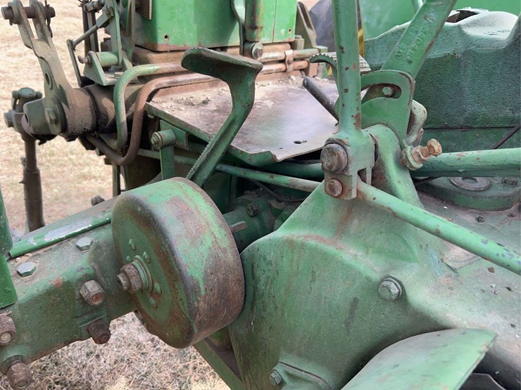 john-deere-630-image-27