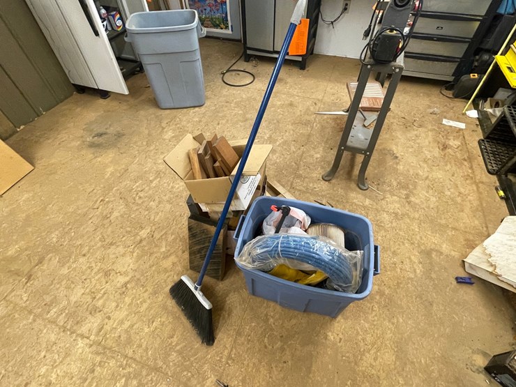 #7113-•-misc.-wood-shop-items-image-3