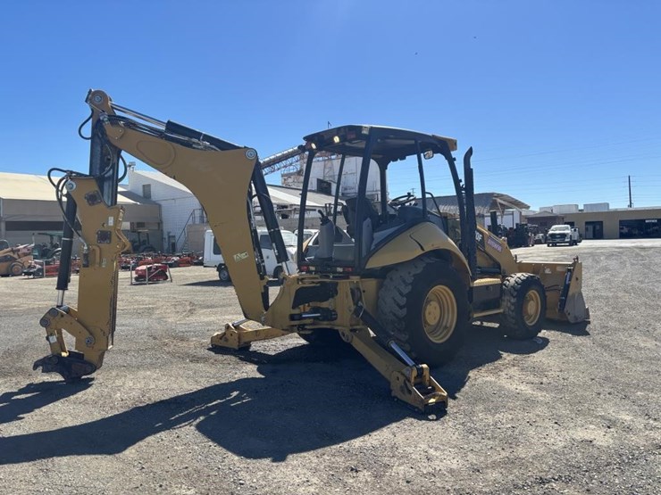 2012-caterpillar-420f-image-3