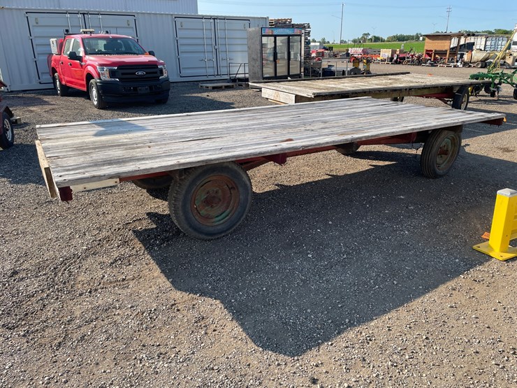 #2387-•-electric-wheel-running-gear-with-hay-rack-image-4