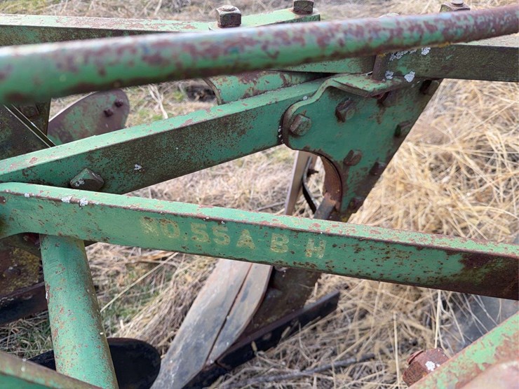 john-deere-no.-55-a-b-h-pull-type-three-bottom-plow-image-34