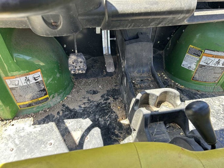 john-deere-gator-hpx615e-image-8