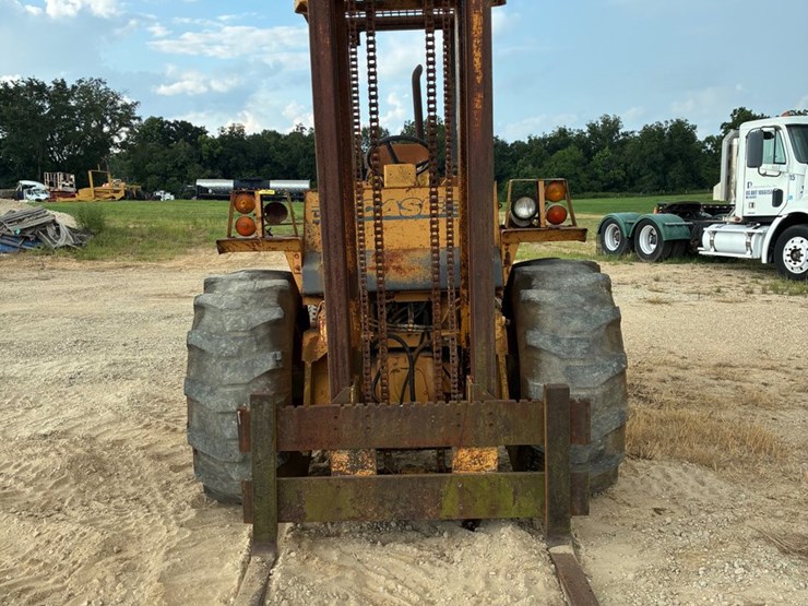 case-585e-image-2