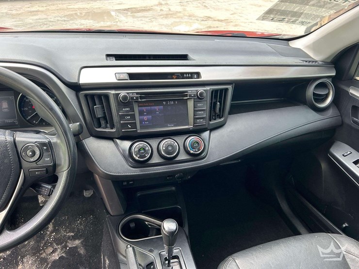 2017-toyota-rav4-image-14