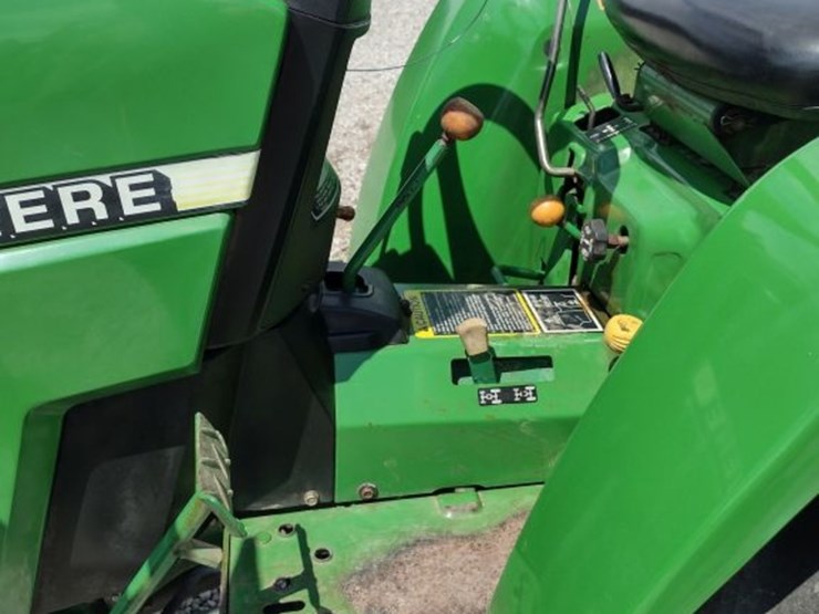 john-deere-790-image-10