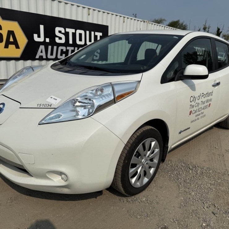 2015 Nissan Leaf Electric Sedan