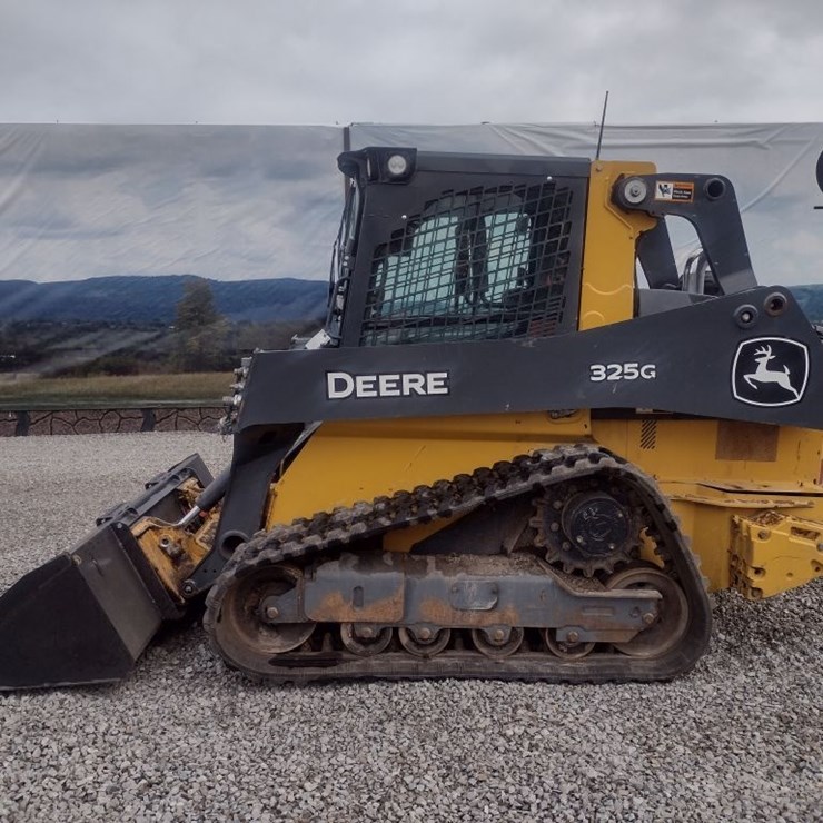DEERE 325G