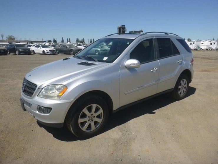 2006-mercedes-benz-ml350-image-1