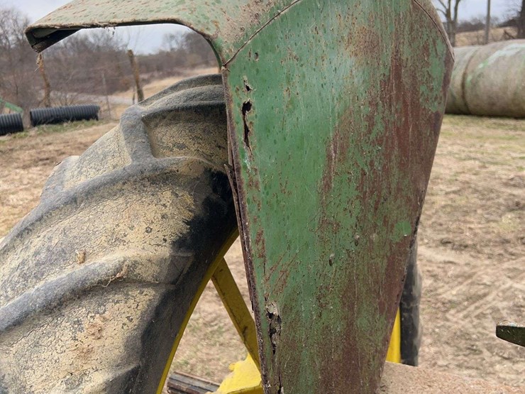 john-deere-model-b-image-35