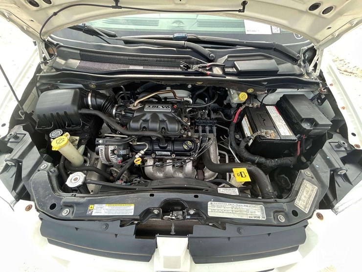 2010-dodge-grand-caravan-image-7