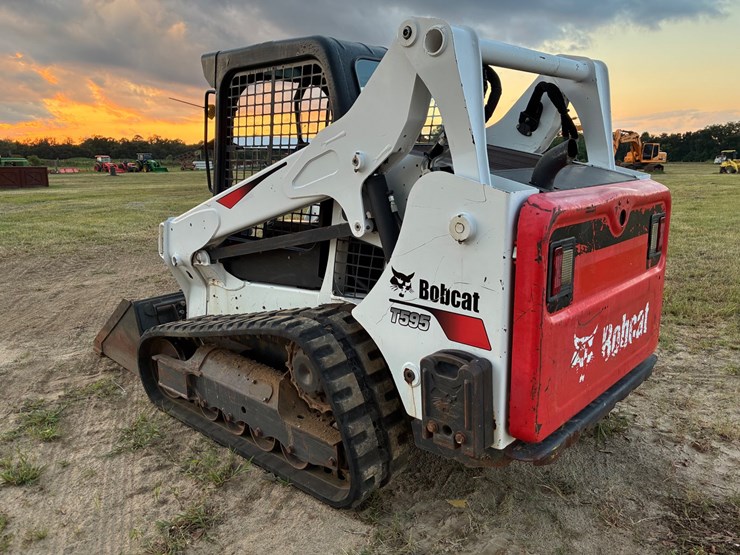 bobcat-t595-image-6