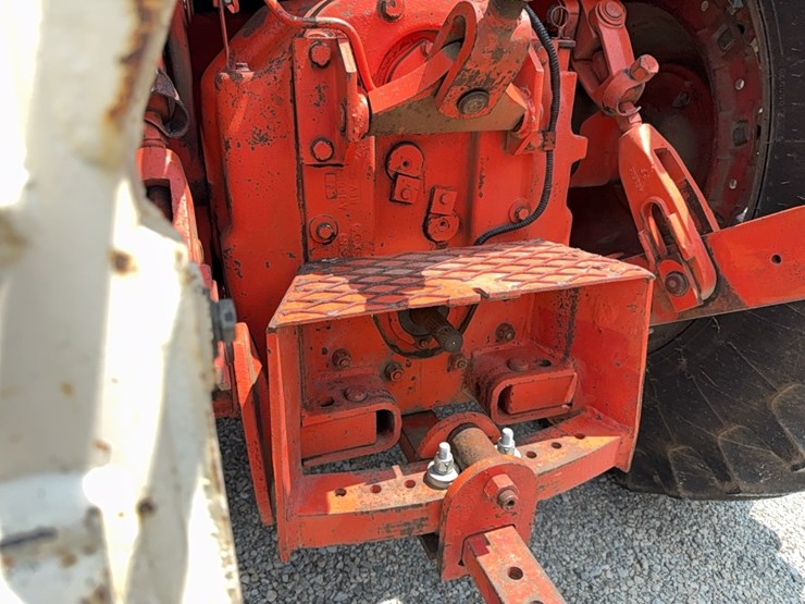 case-2590-tractor-image-12