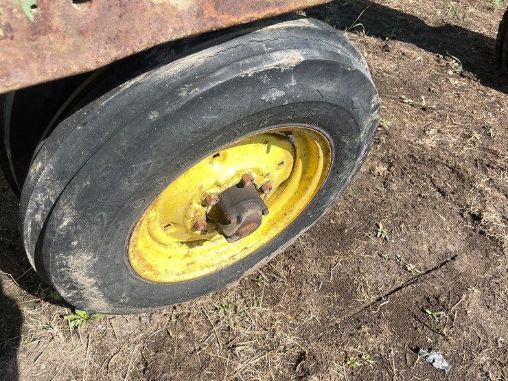 john-deere-60-image-17