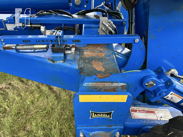 2018-landoll-7833-40-image-8