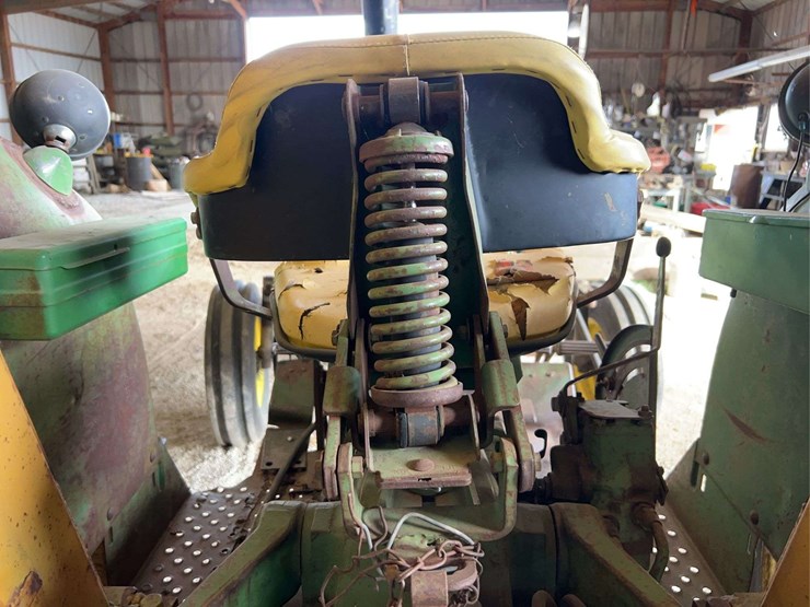 2020-john-deere-2020-image-48