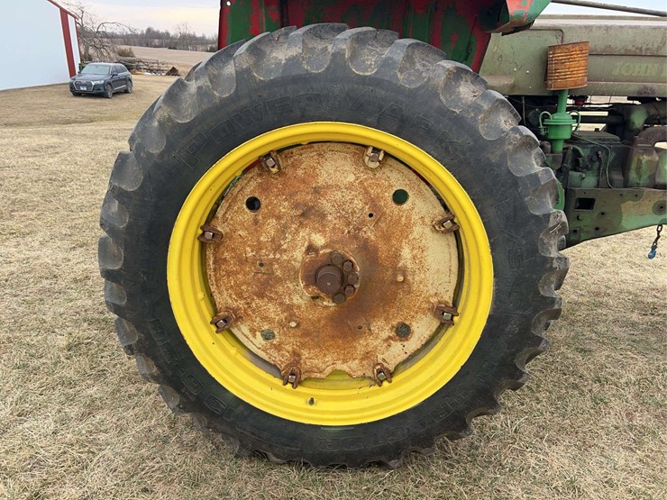 john-deere-70-image-36