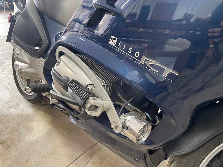 #4488-•-2004-bmw-r1150rt-motorcycle-(title-in-delay)-image-11