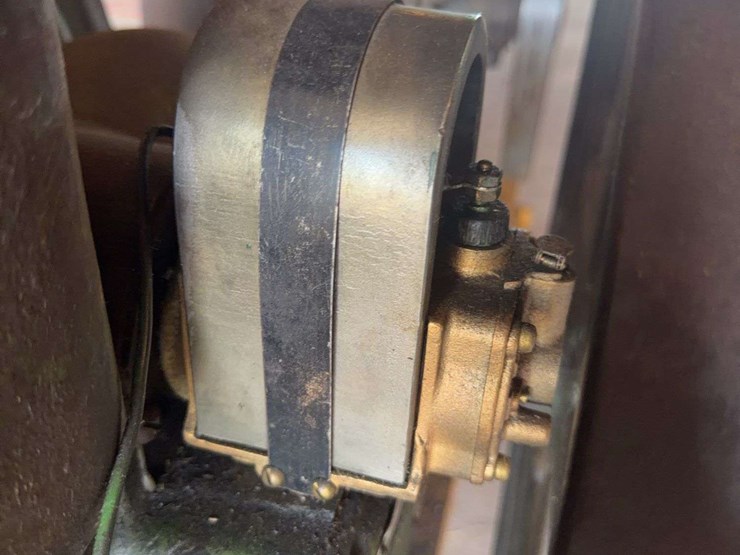 john-deere-112-image-12