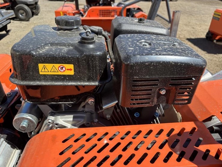 2026-sdlool-lm1000q-rc-flail-mower-image-12