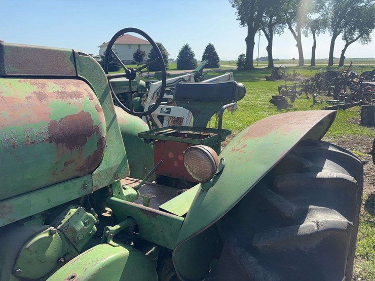 john-deere-70-image-64